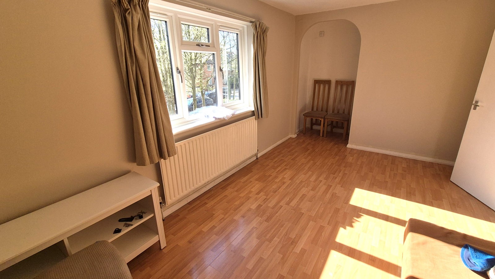 Flat Booth Road in Greater London
