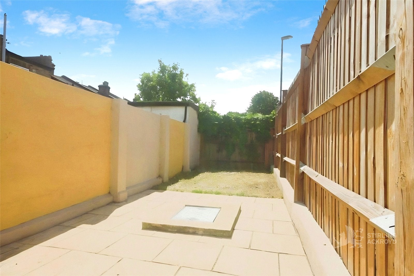 House Church Alley in Greater London