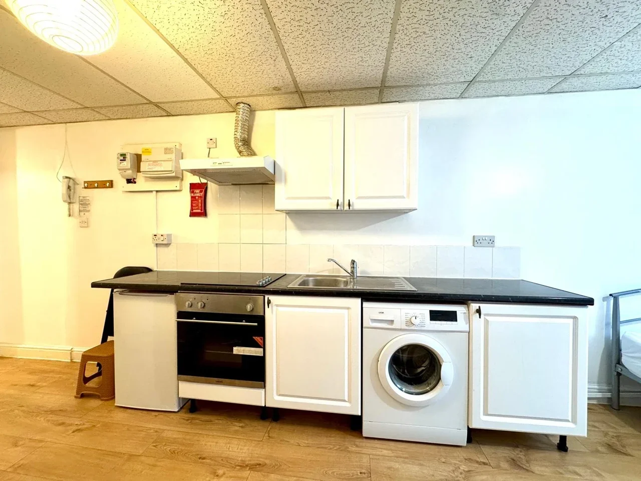Flat Kember Street in Greater London