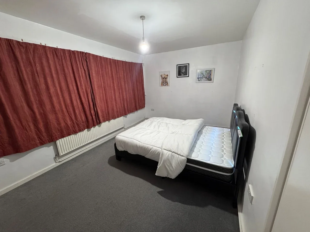 Room Mercer Walk in Greater London
