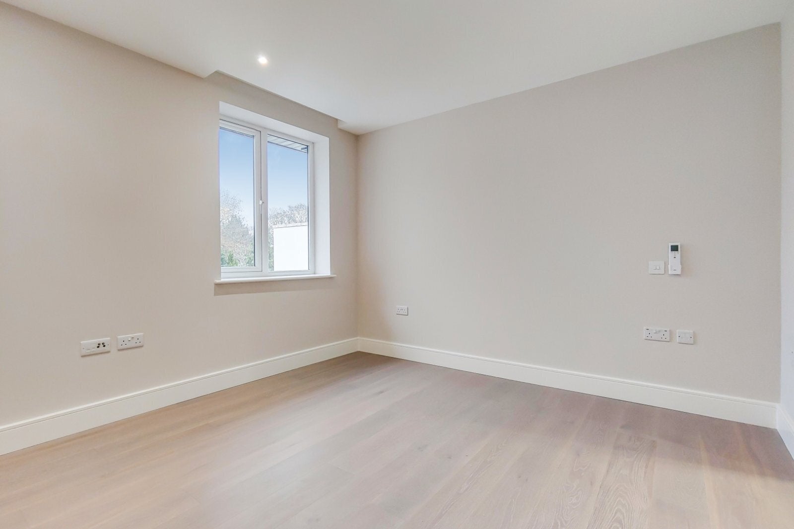 House Bell Lane in Greater London