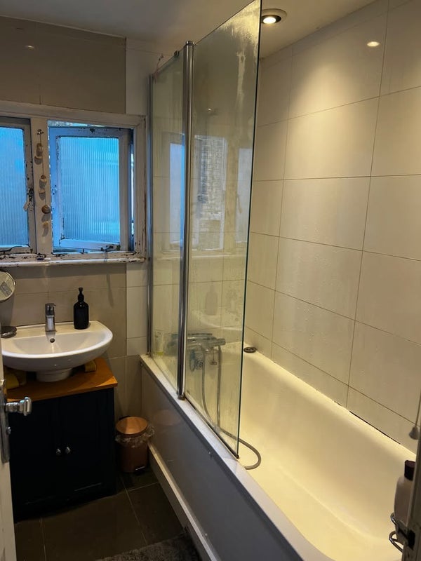Room Dowlas Street in Greater London
