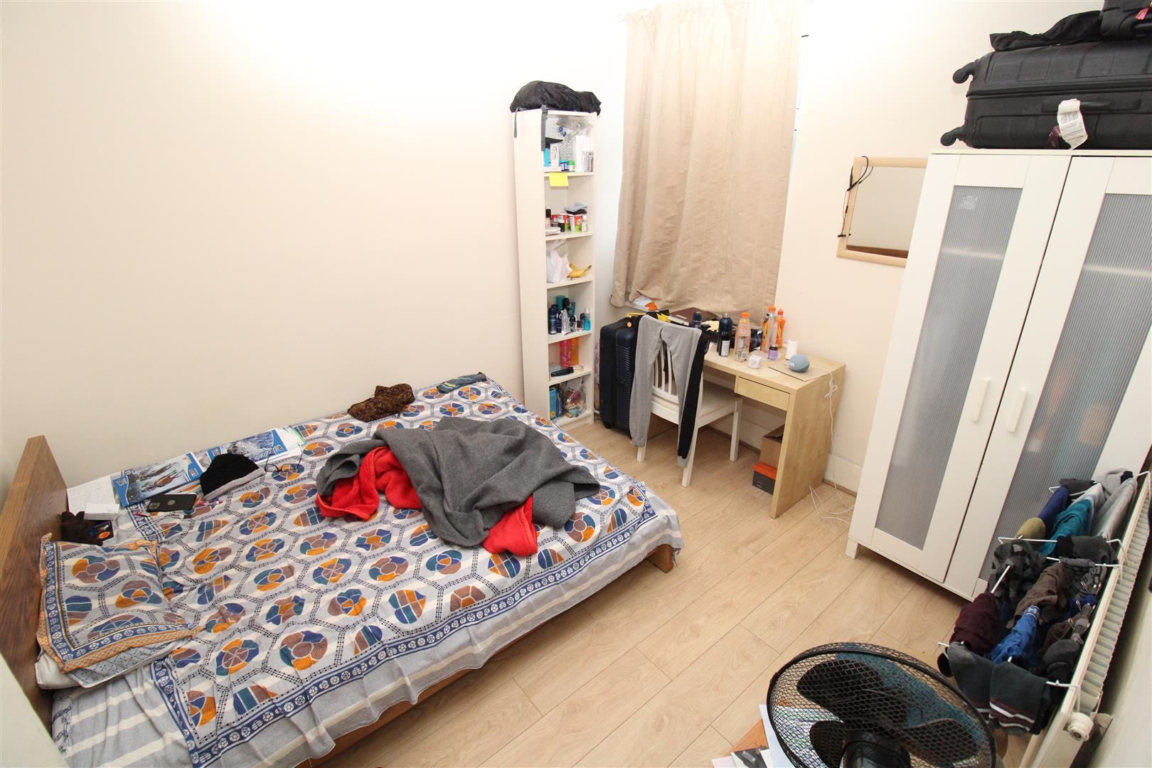 Flat Queen Street in Pontypridd