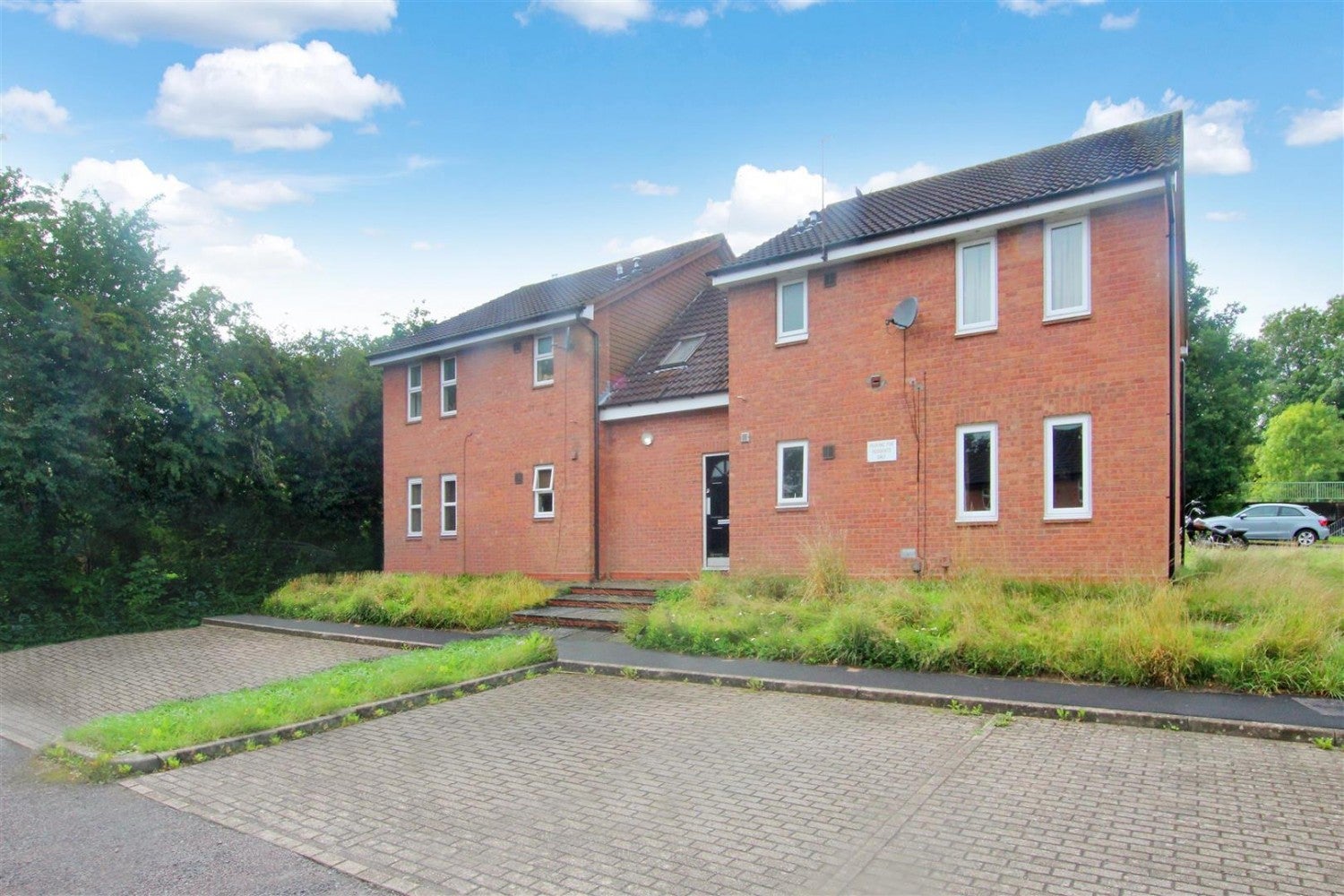 Flat Tidbury Close in Redditch