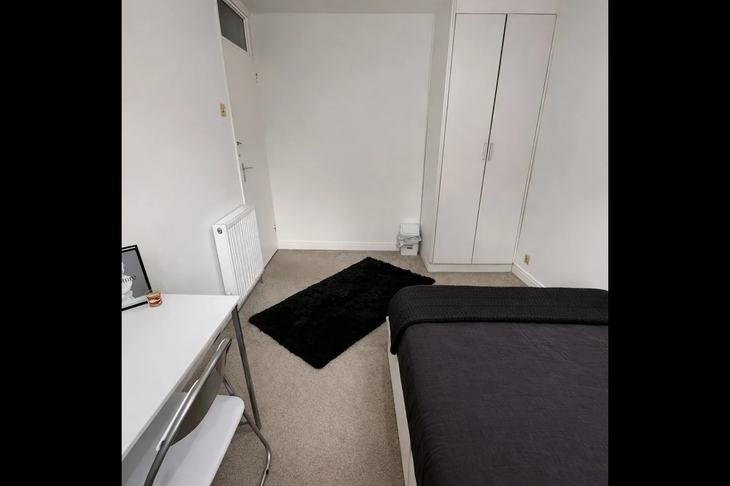 Room Leeward Gardens in Greater London