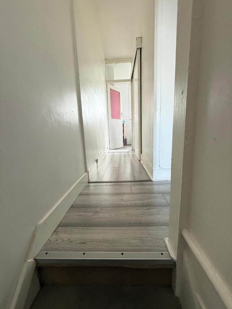 Flat Crossfield Road in Clacton-on-Sea