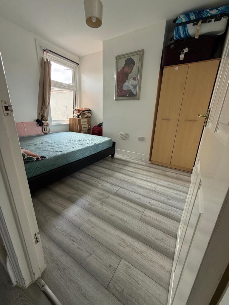 Flat Crossfield Road in Clacton-on-Sea