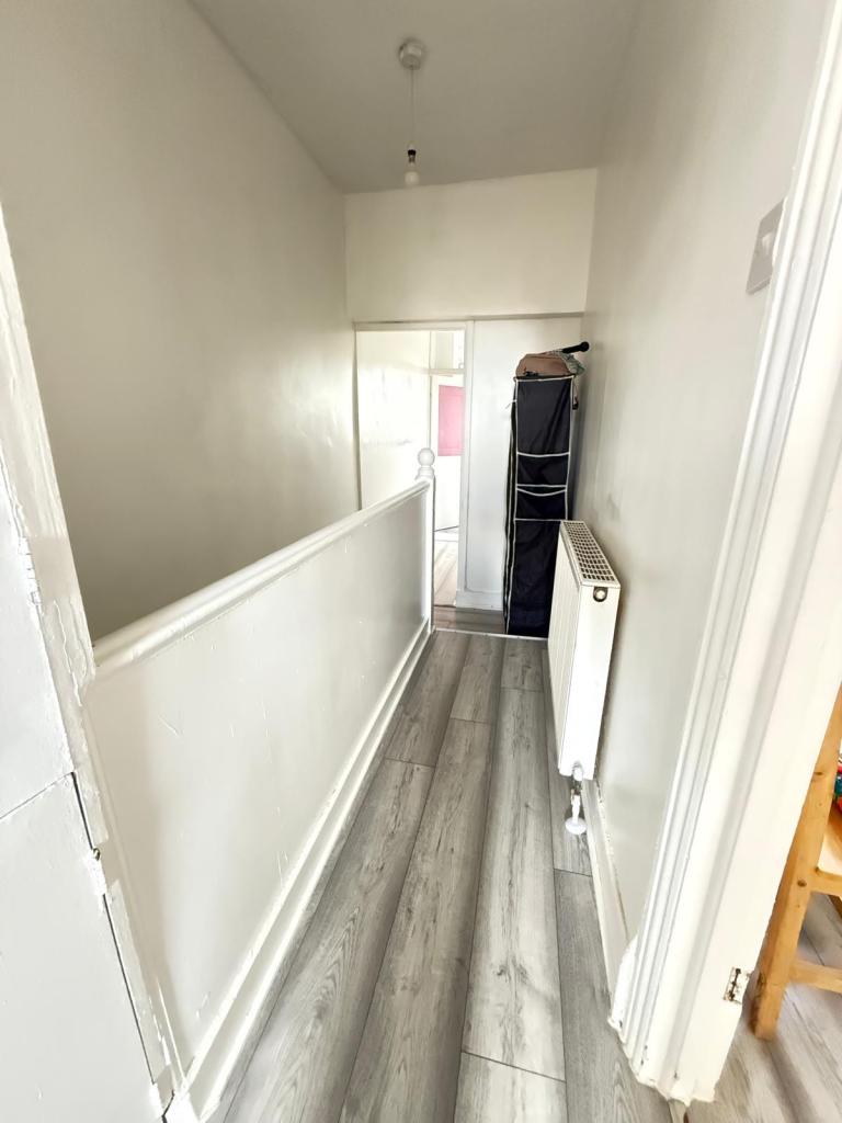 Flat Crossfield Road in Clacton-on-Sea