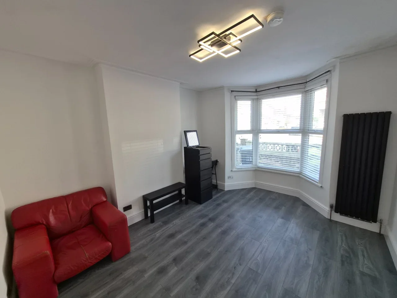 House Frant Road in Greater London
