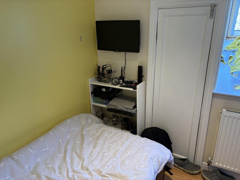 Room Garth Estate in Abertridwr
