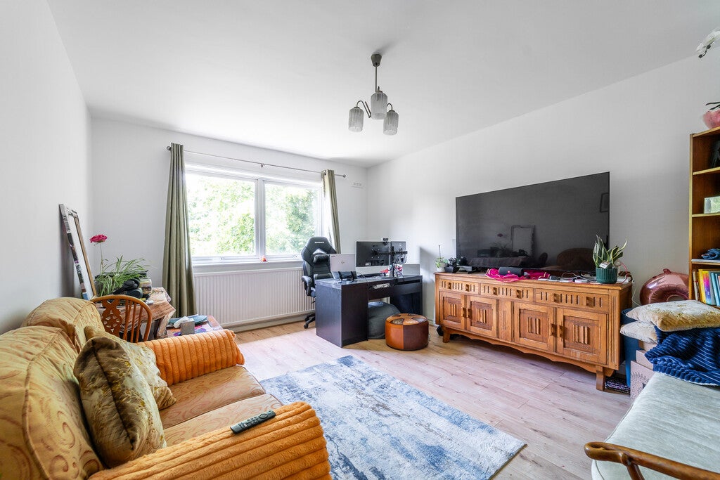House Denewood Road in Greater London