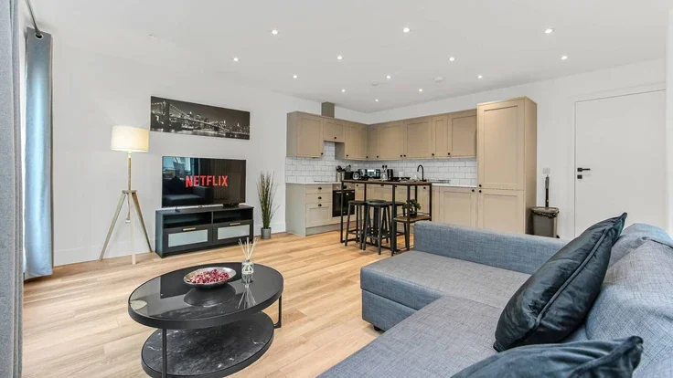 Flat Vincent Road in Greater London