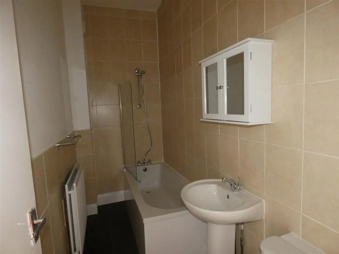 Flat Trewhitt Road in Newcastle upon Tyne