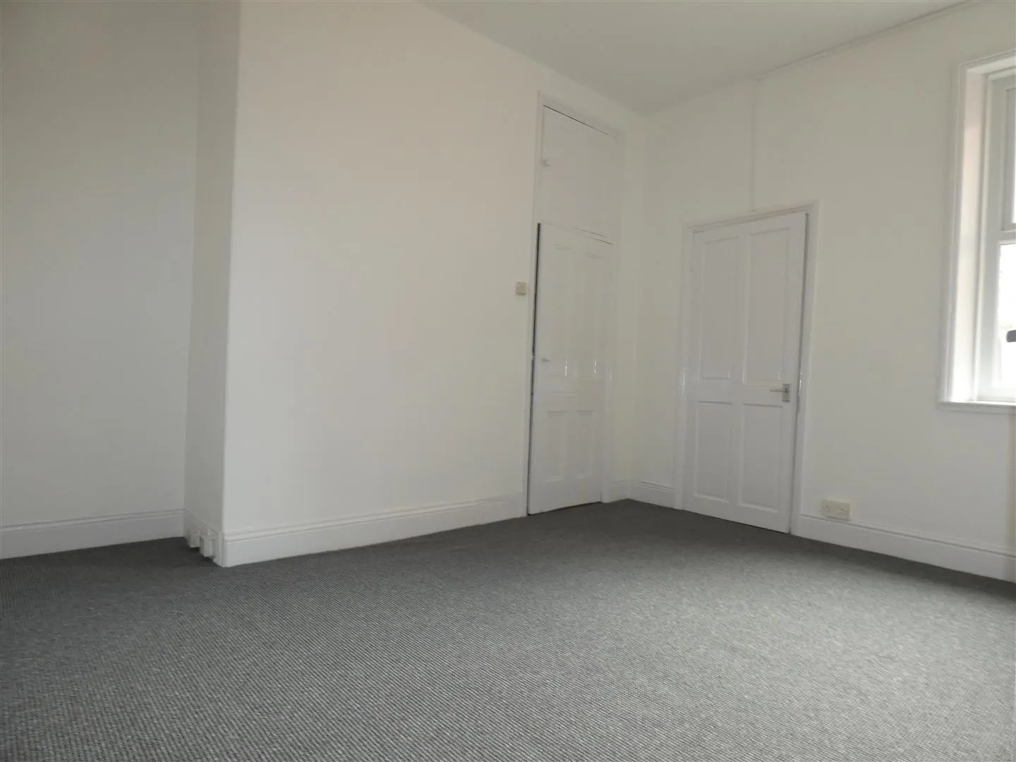 Flat Trewhitt Road in Newcastle upon Tyne