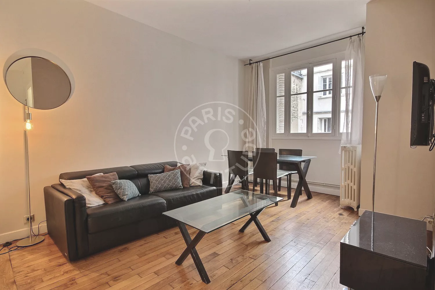 Flat Rue de la Faisanderie in Paris