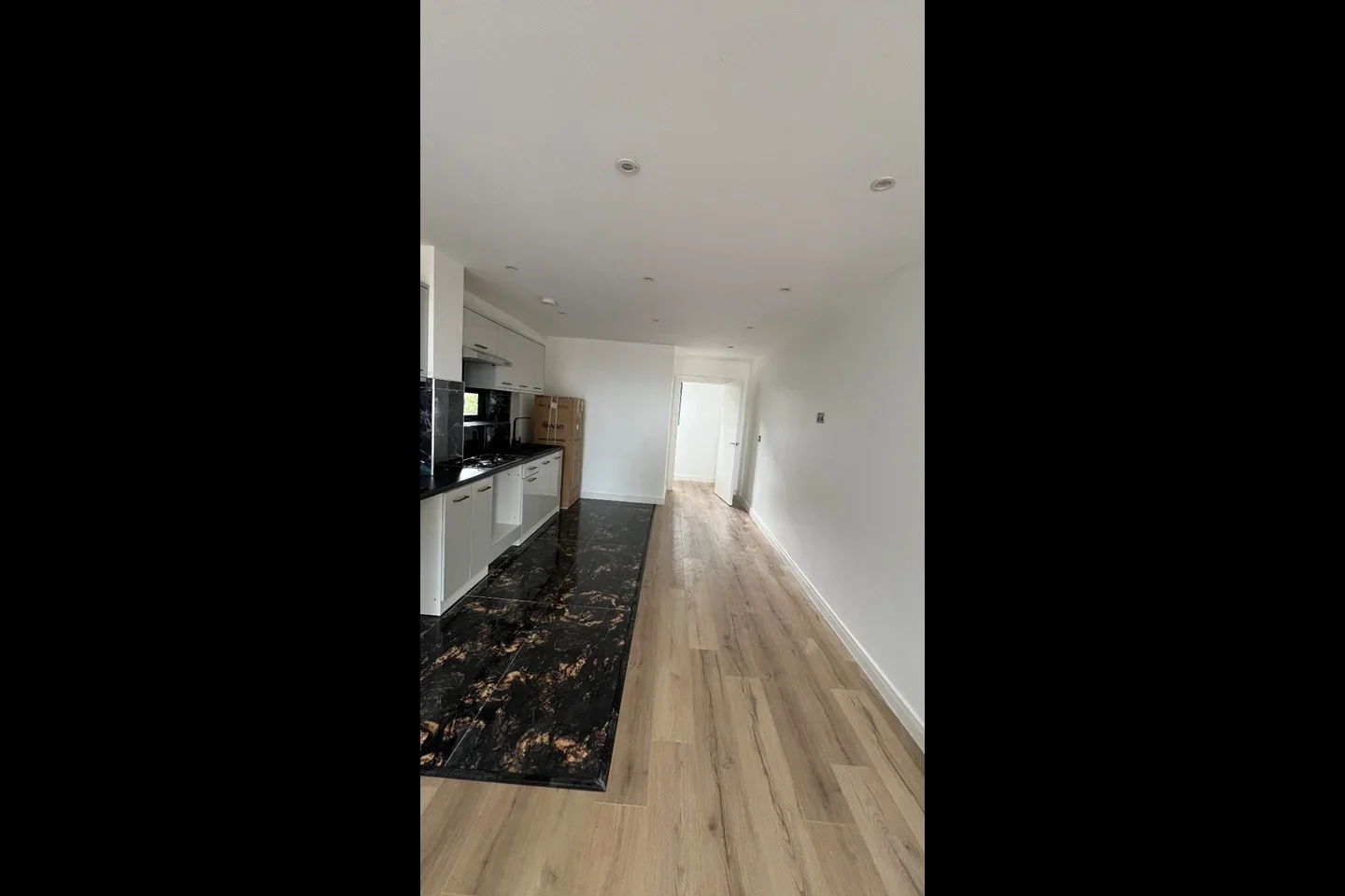 Flat Chinbrook Road in Greater London