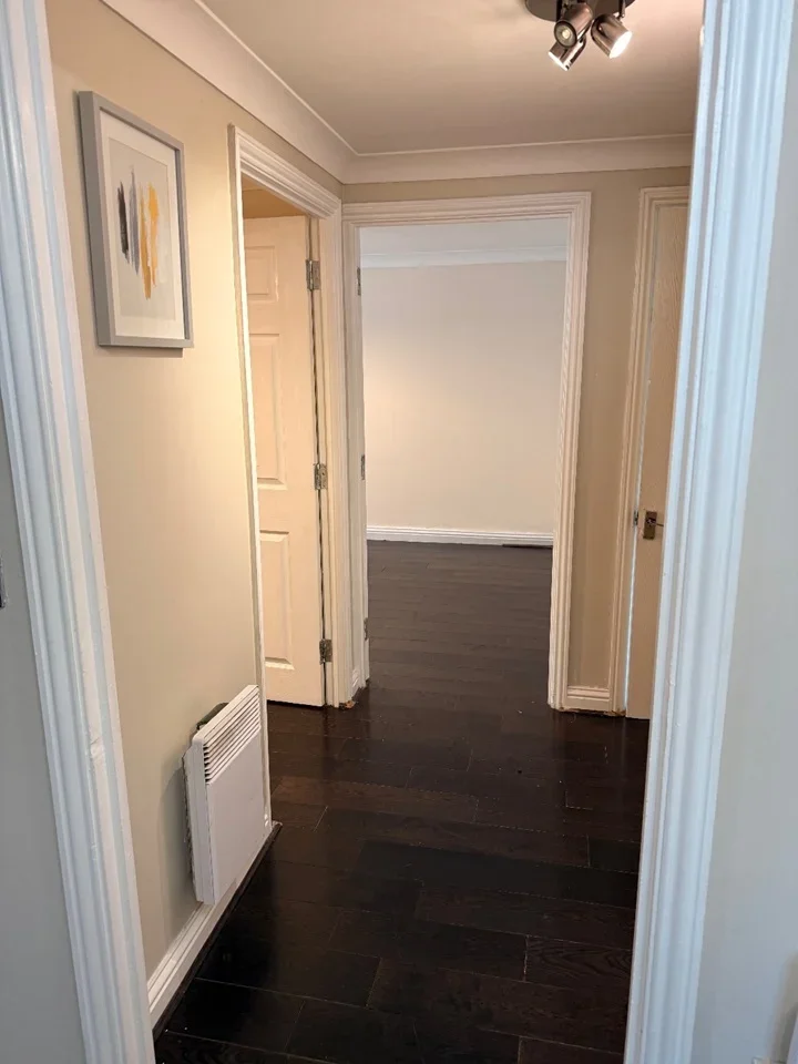 Flat Hallows Grove in Sunbury-on-Thames