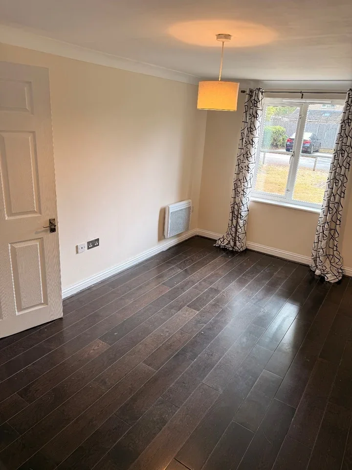 Flat Hallows Grove in Sunbury-on-Thames