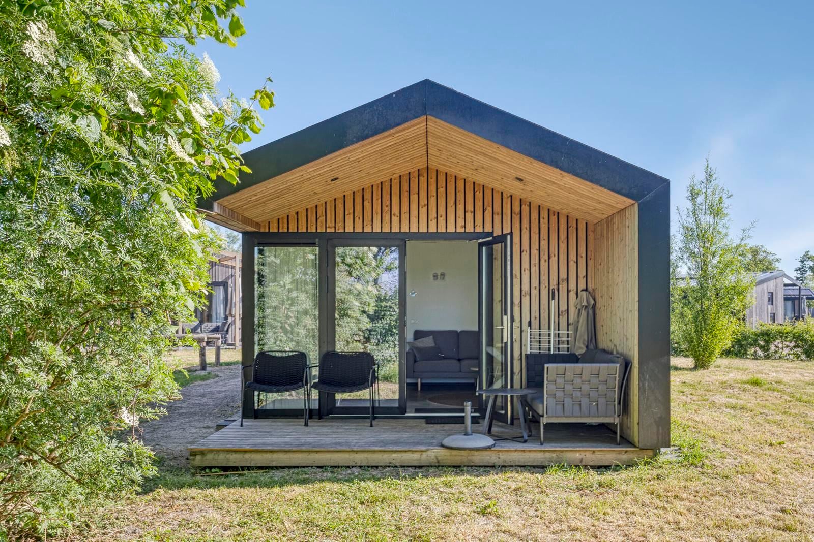 Huis Buitengronden 7 101 in Zwartewaal