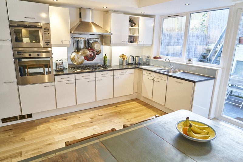 Room Franklin Close in Greater London