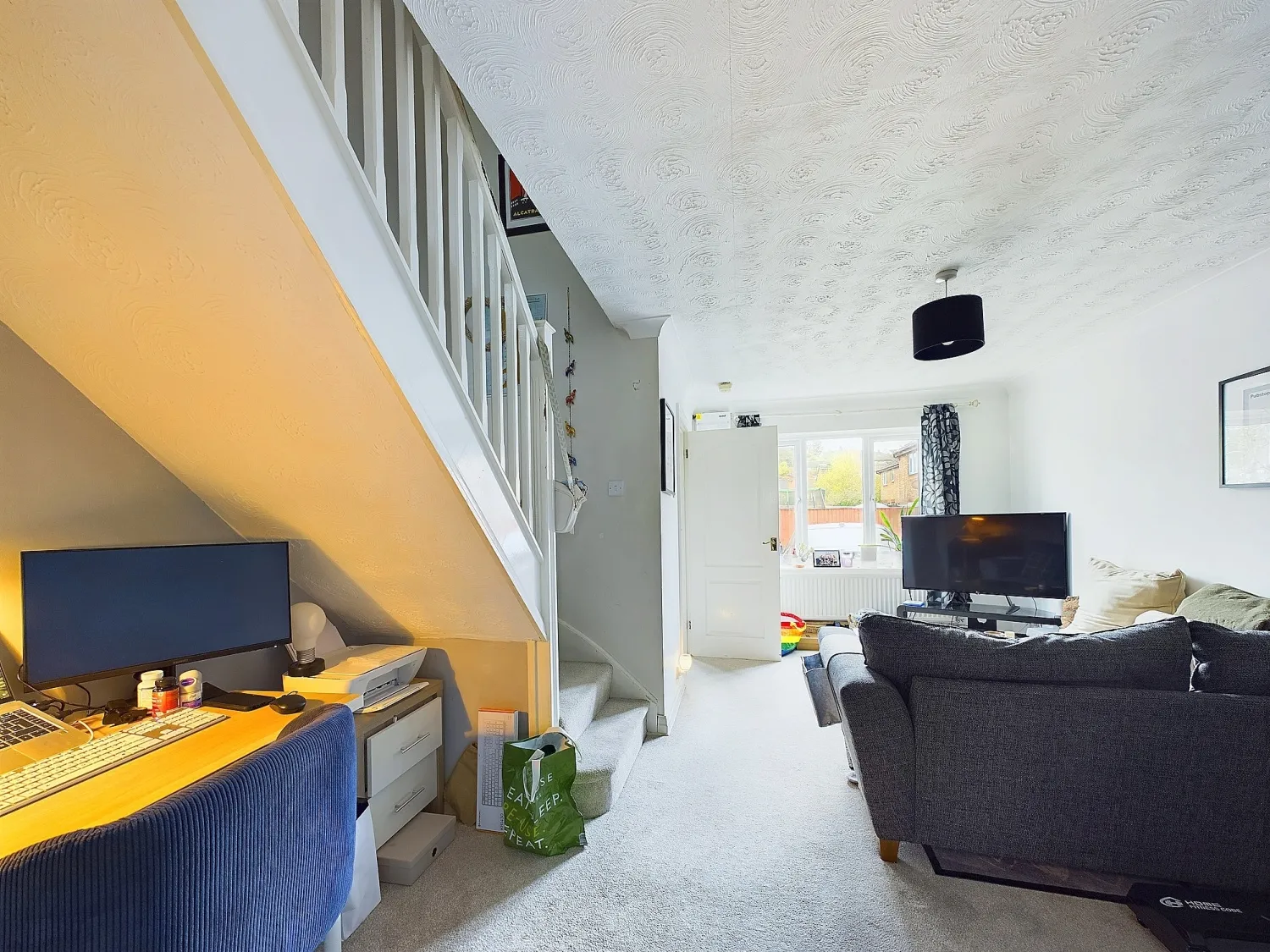 House Dunsford Close in Swindon