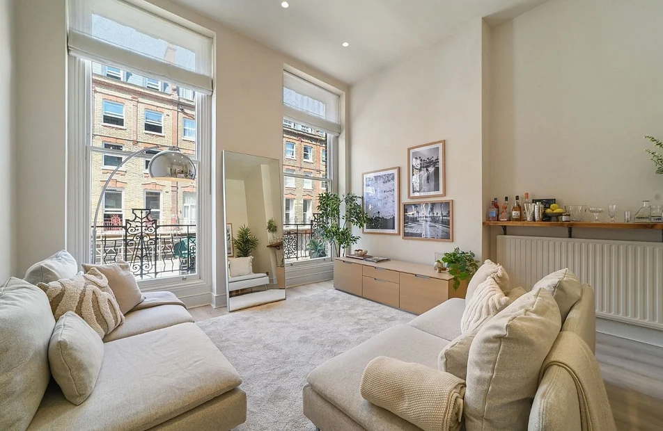 Flat Nottingham Place in City of Westminster