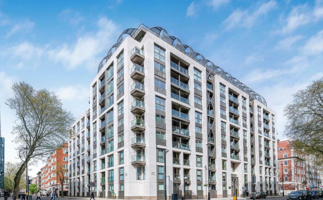 Flat Horseferry Road in City of Westminster