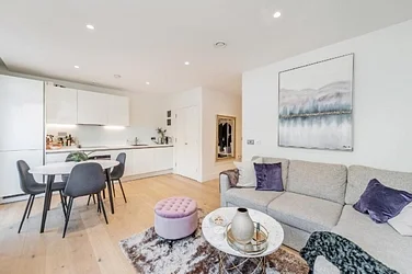 Flat West Row in Greater London