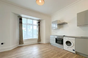 Flat Sydenham Park in Greater London