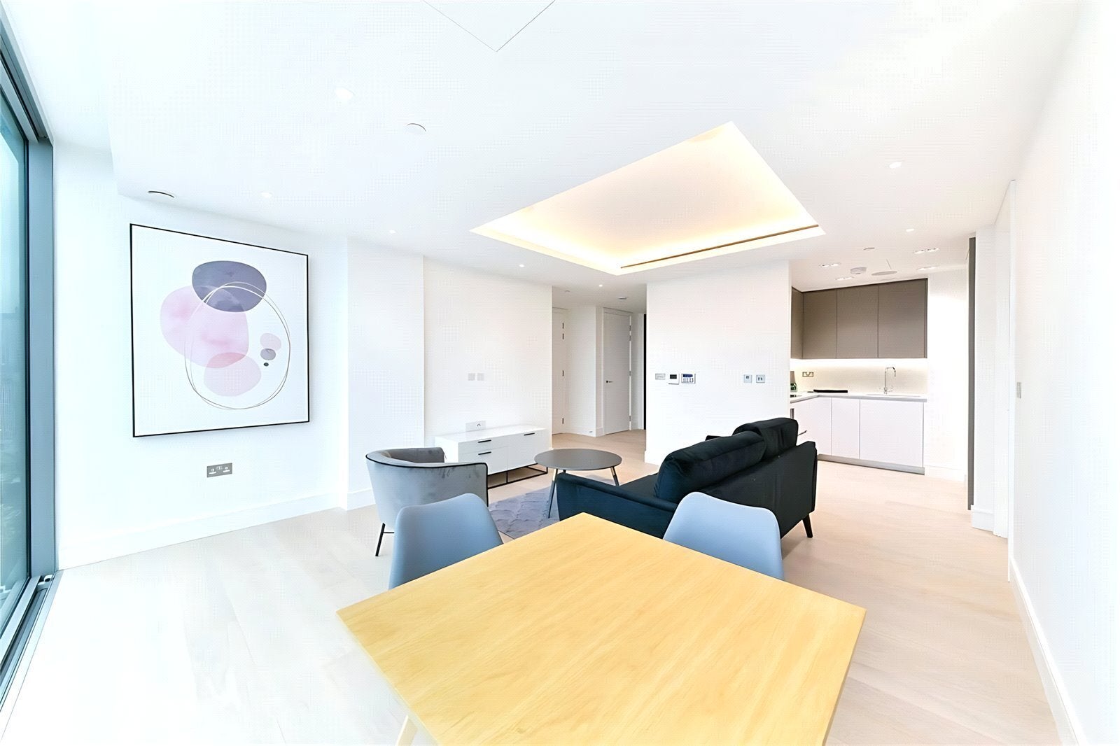 Flat Dingley Road in Greater London
