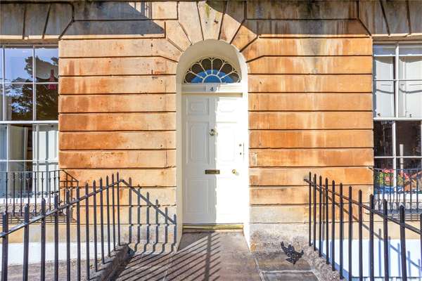 Flat Lansdown Road in Bath