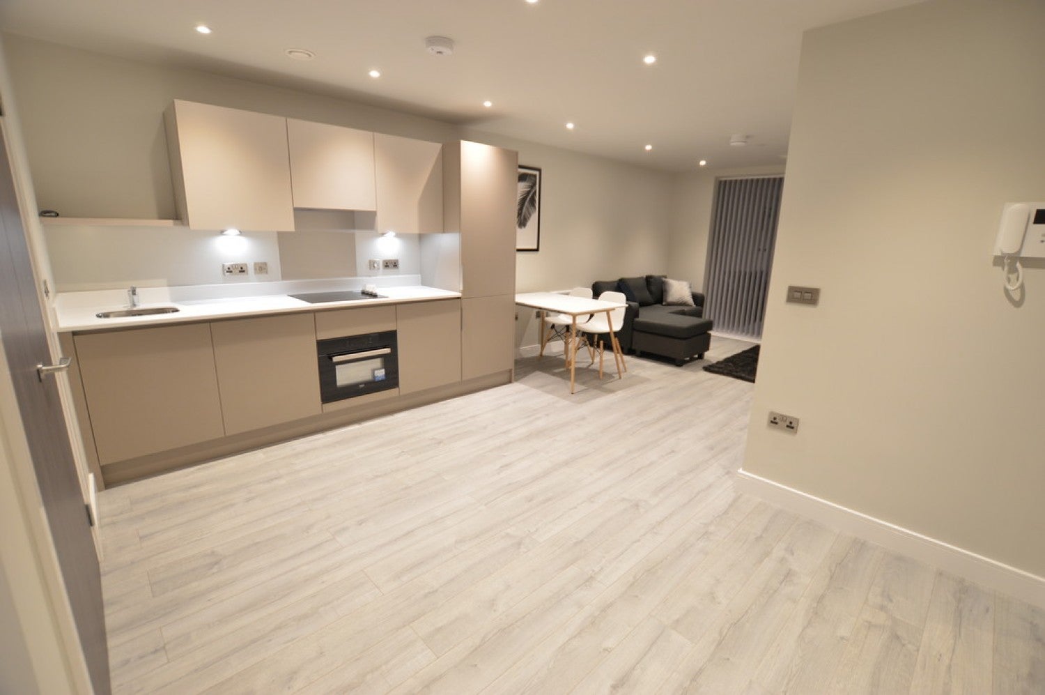 Flat Leith Close in Slough