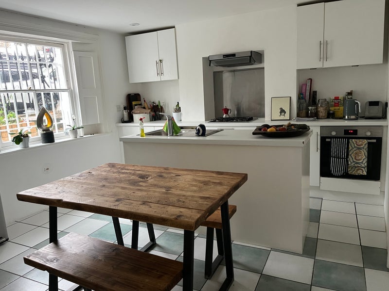 Room Claylands Road in Greater London