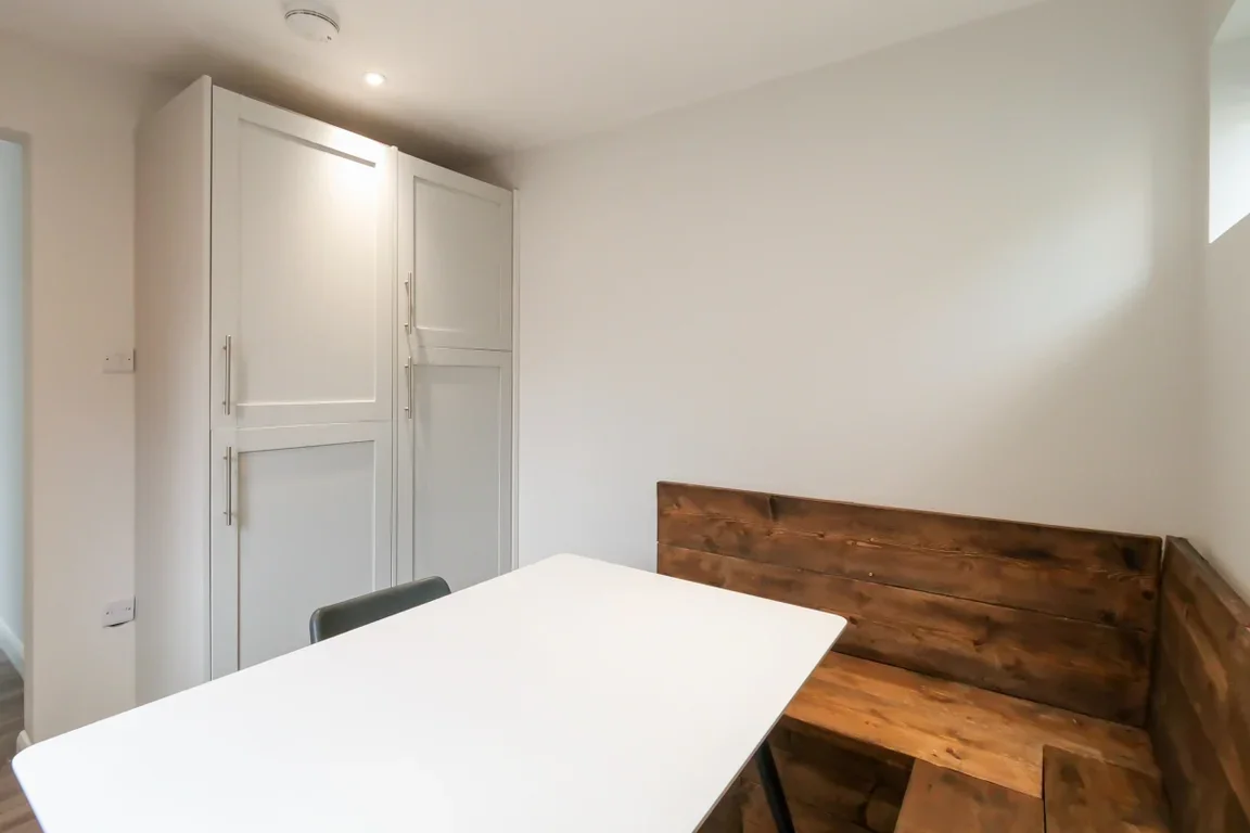 Flat Beresford Street in Stoke-on-Trent