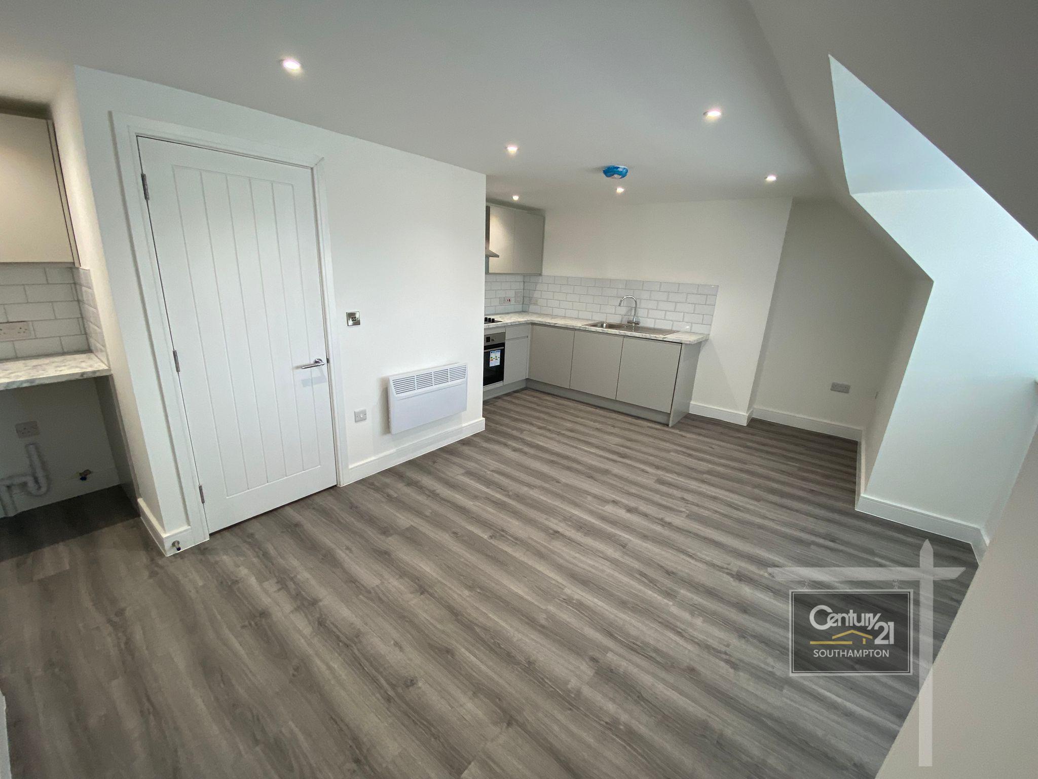Flat Ordnance Road in Southampton