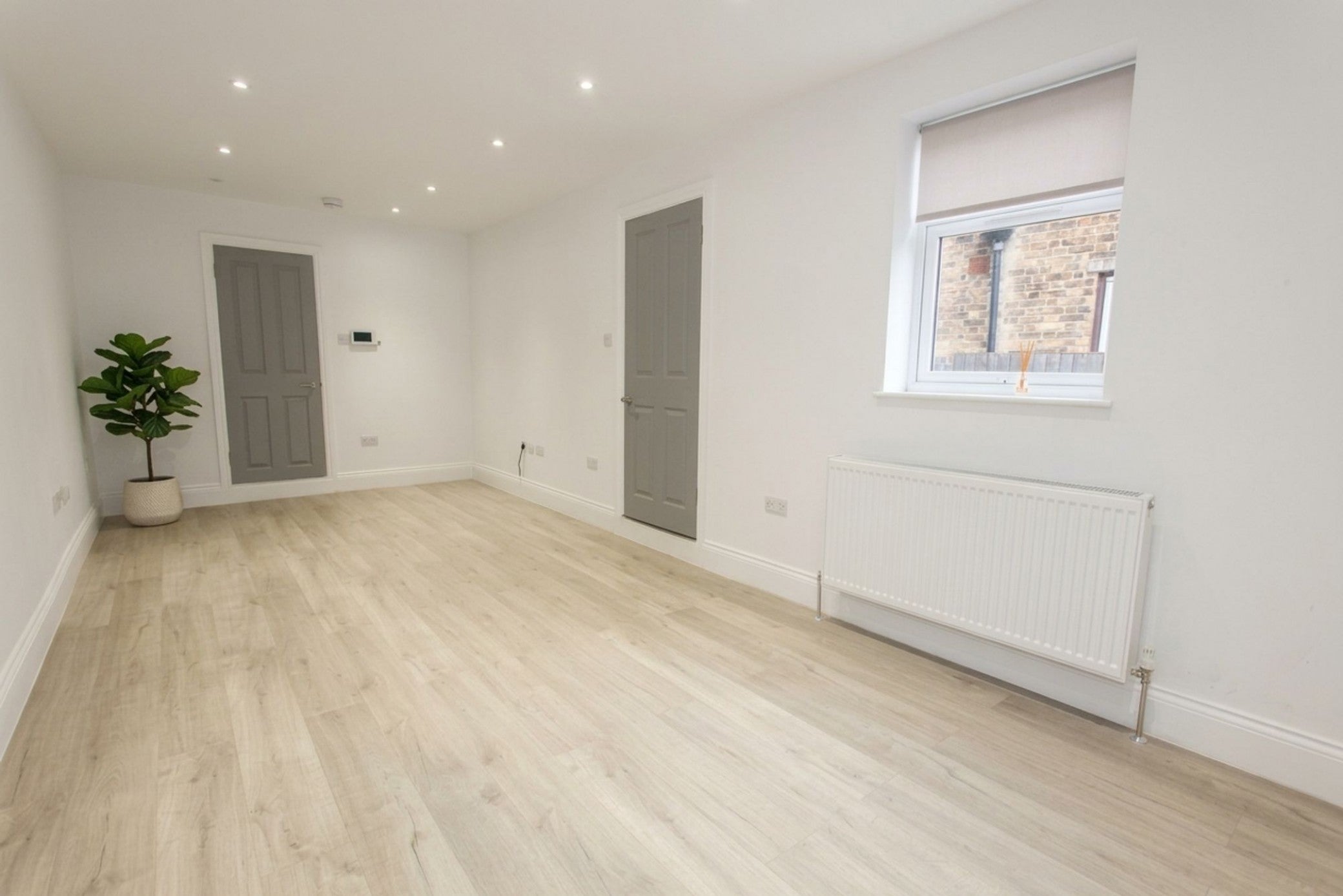 Flat Whittington Road in Greater London