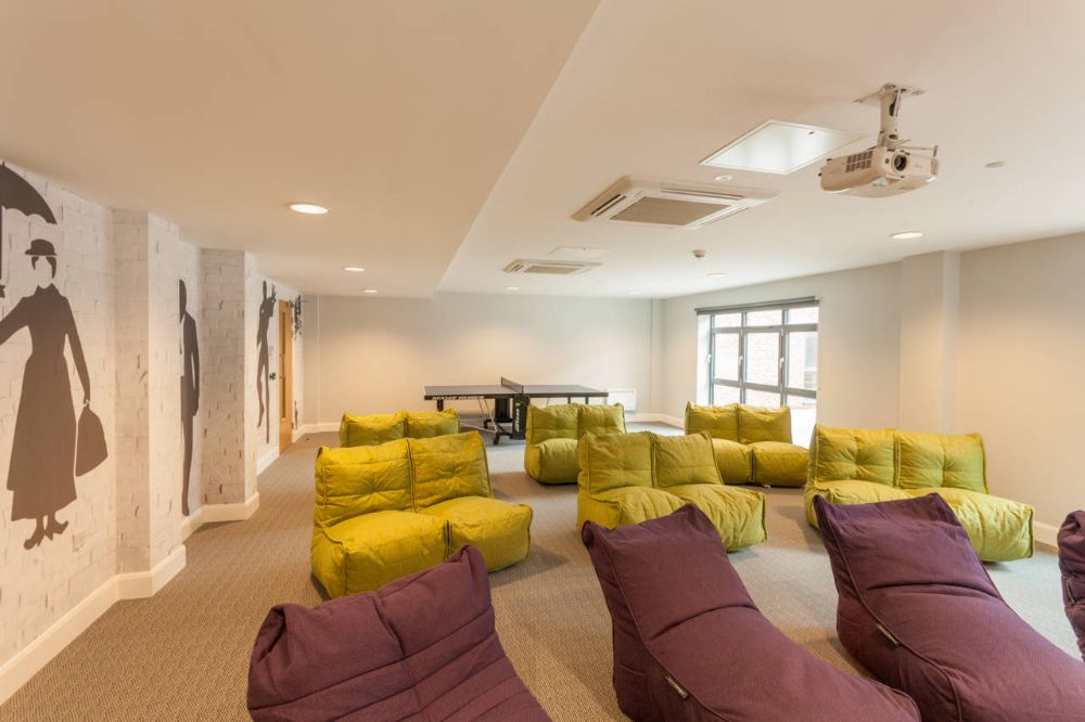 Room Hanover Square in Newcastle upon Tyne