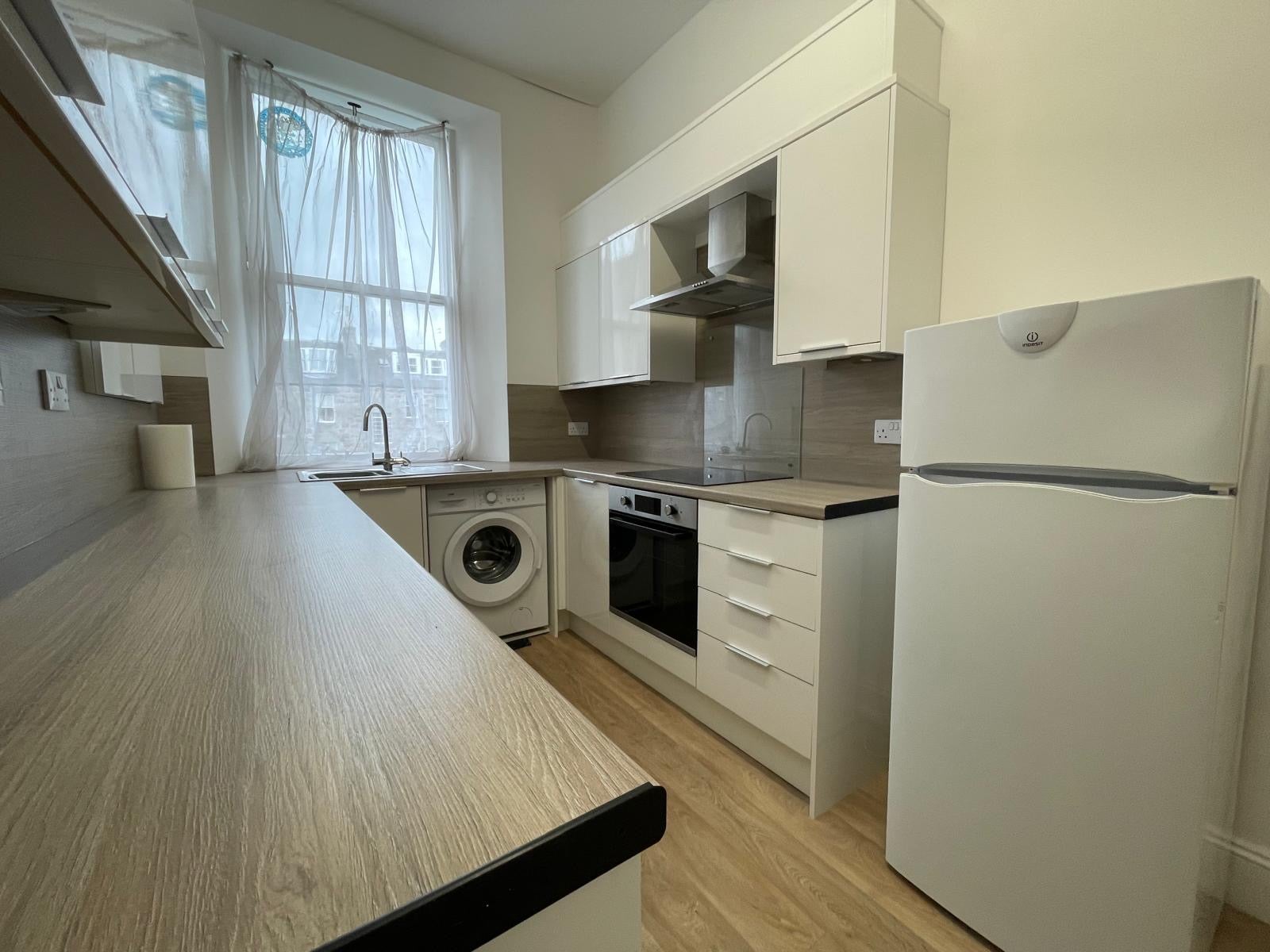 Flat Crown Terrace in Aberdeen City
