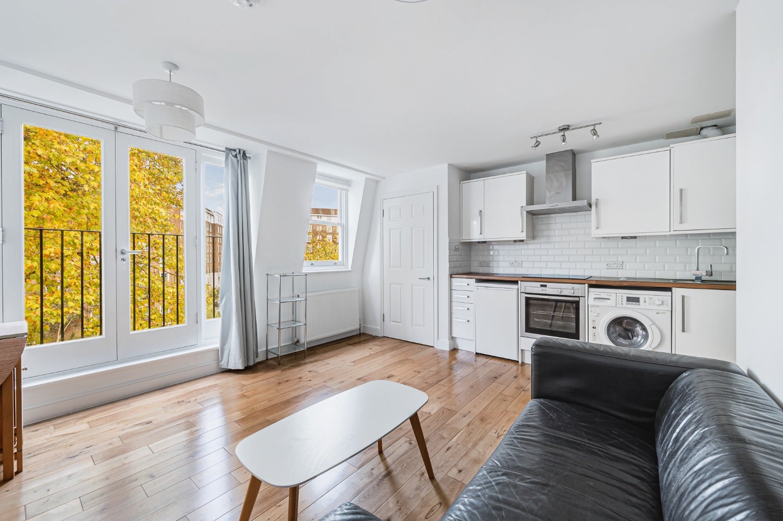 Flat Edith Road in Greater London