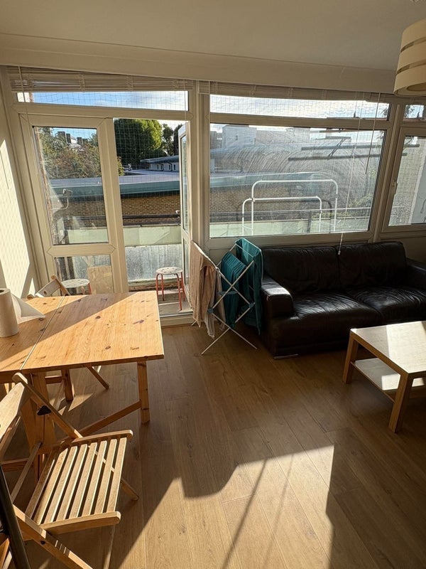 Room Gosset Street in Greater London