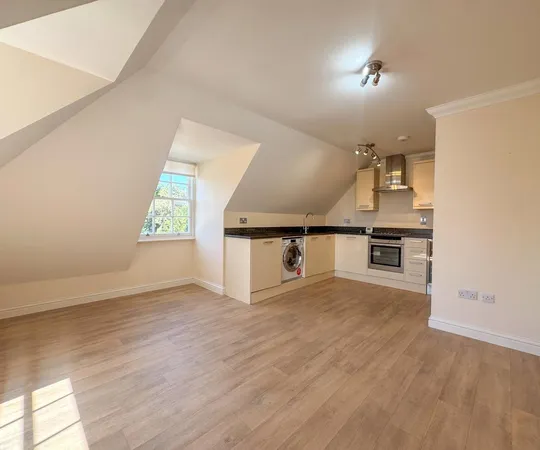 Flat Queensberry Road in West Suffolk