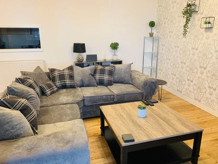 Flat Netherhill Road in Paisley