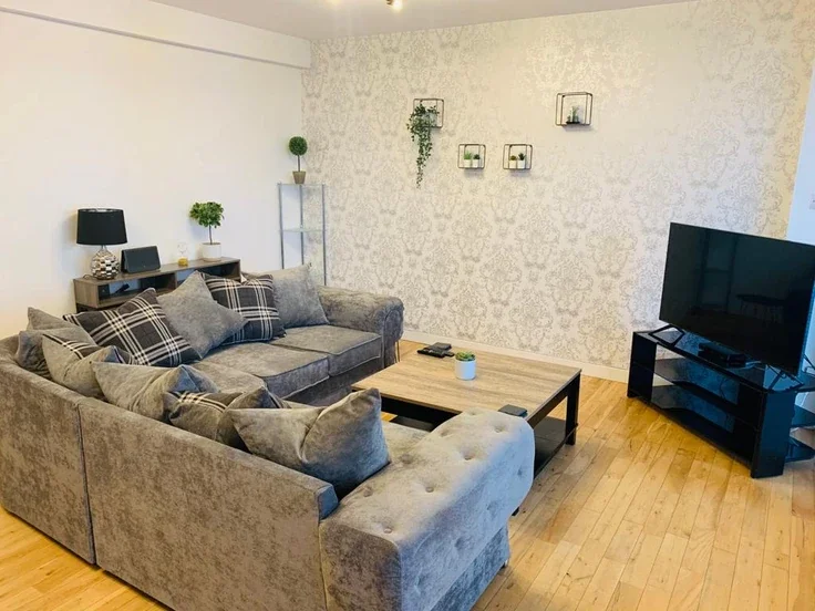 Flat Netherhill Road in Paisley