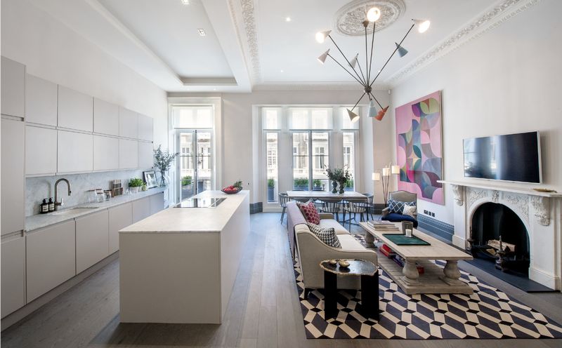 Flat Queensberry Place in Greater London