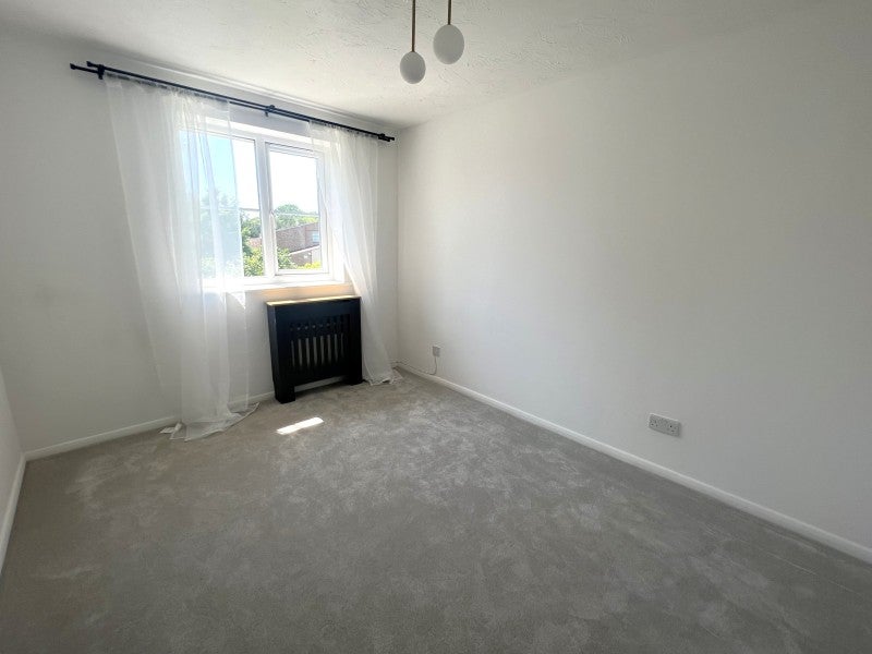 Flat Redford Close in Greater London