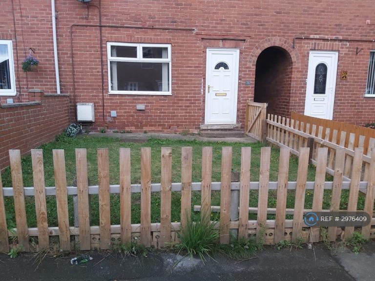 House Clayton Avenue in Wakefield