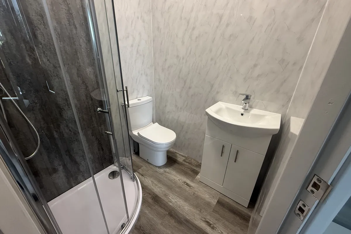 Flat Birkby Lodge Road in Kirklees