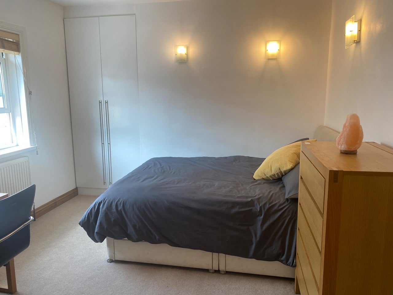 Flat Queen Square in Greater London
