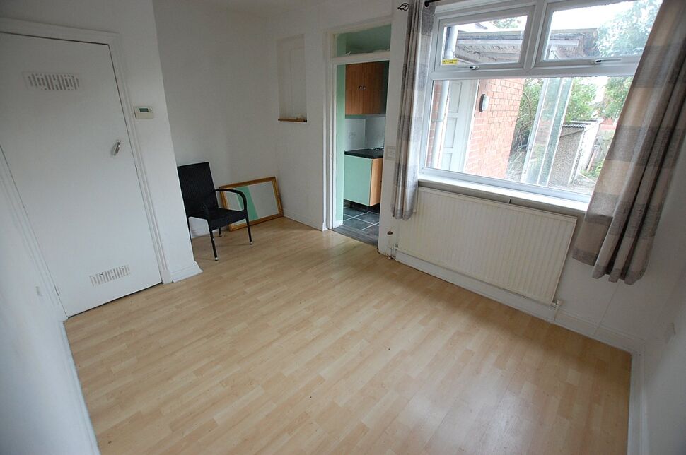 Flat Stockport Road in Ashton-under-Lyne