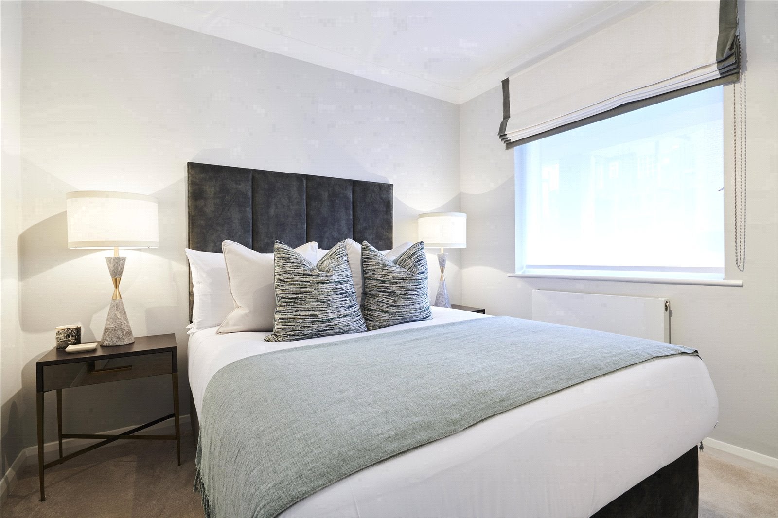 Flat Fulham Road in Greater London